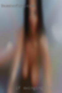 If swinging she's bi, then even better!