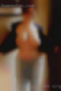 Im newly clubs single and looking for NSA fun.