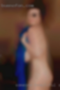 Someone beautiful and curvy stories please.